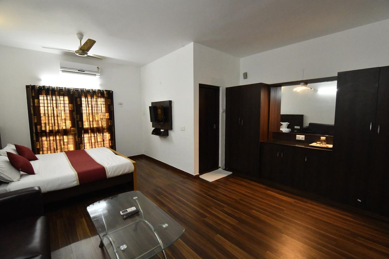 Lake View Hotel Madurai Exterior photo