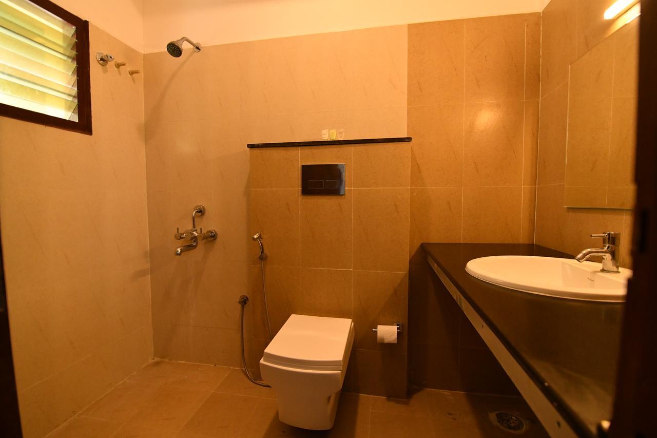 Lake View Hotel Madurai Exterior photo