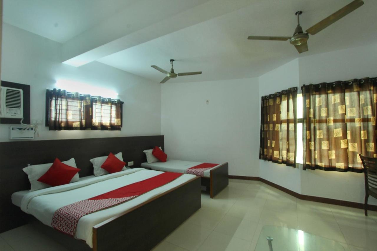 Lake View Hotel Madurai Exterior photo
