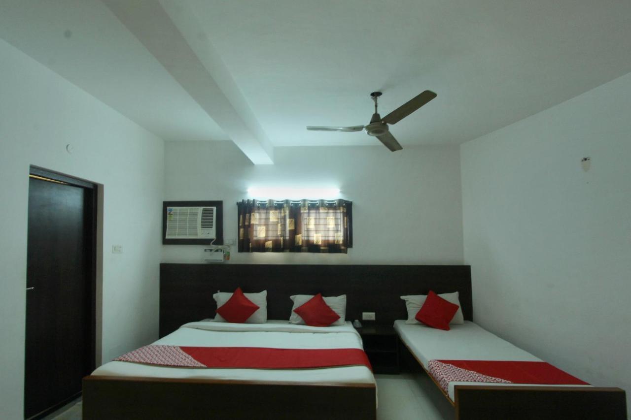 Lake View Hotel Madurai Exterior photo