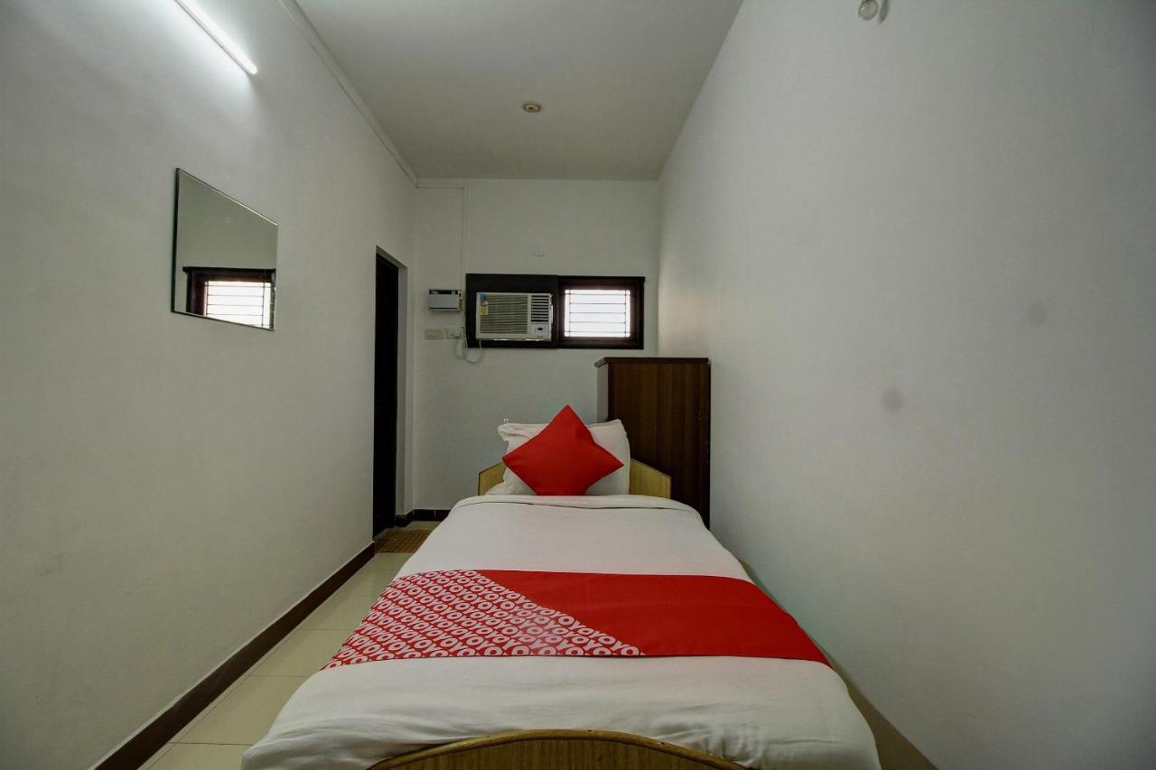 Lake View Hotel Madurai Exterior photo